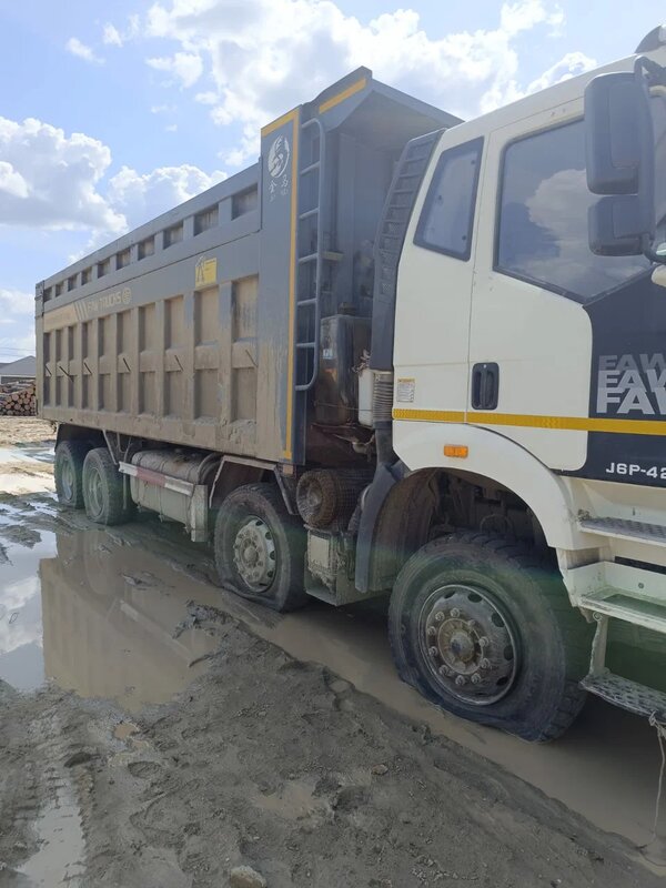 FAW CA 3310 8x4 Самосвал — фото 2