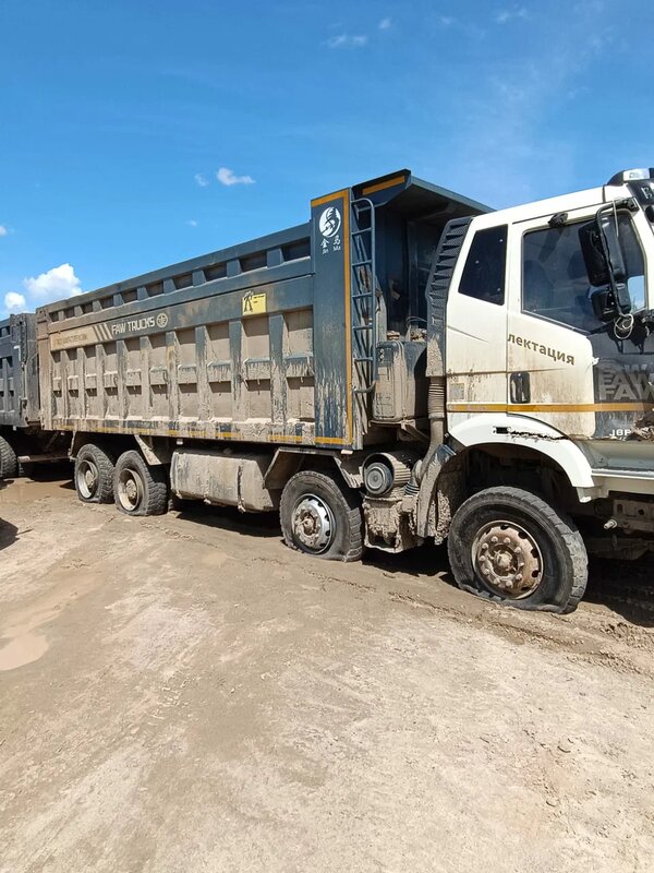 FAW CA 3310 8x4 Самосвал — фото 3