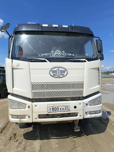 FAW CA 3310 8x4 Самосвал