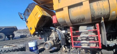 SANY SKT105S 6x4 Карьерный самосвал