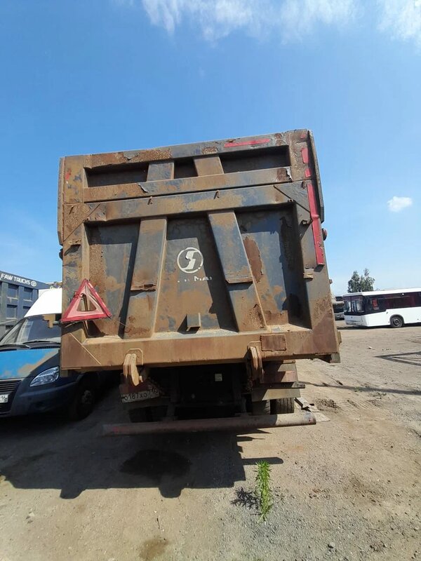 Shacman (Shaanxi) SX 8x4 Самосвал — фото 6