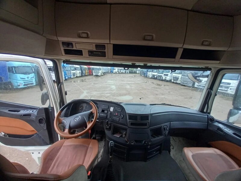 Foton AUMAN 4x2 Седельный тягач — фото 6