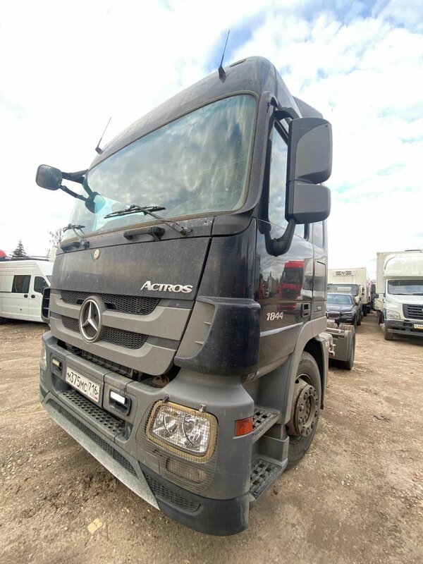 Mercedes-Benz ACTROS 4x2 Седельный тягач — фото 2