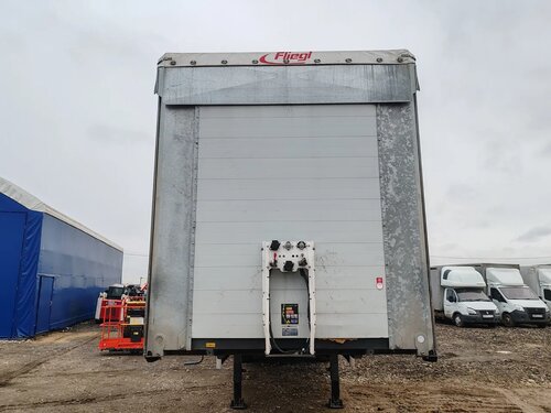 Fliegl SDS 350 Полуприцеп шторный для перевозки опасных грузов