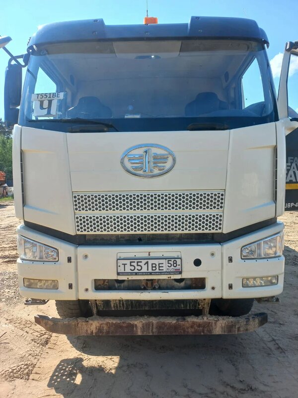 FAW J6 8x4 Самосвал — фото 1