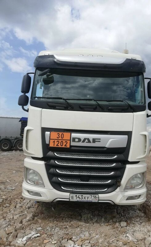 DAF XF 4x2 Седельный тягач — фото 1