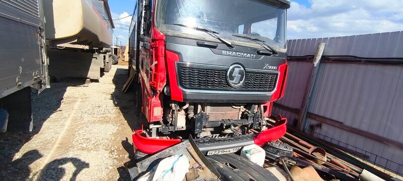 Shacman (Shaanxi) SX 8x4 Самосвал — фото 1