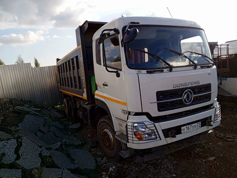 DongFeng DFH 6x4 Самосвал — фото 2