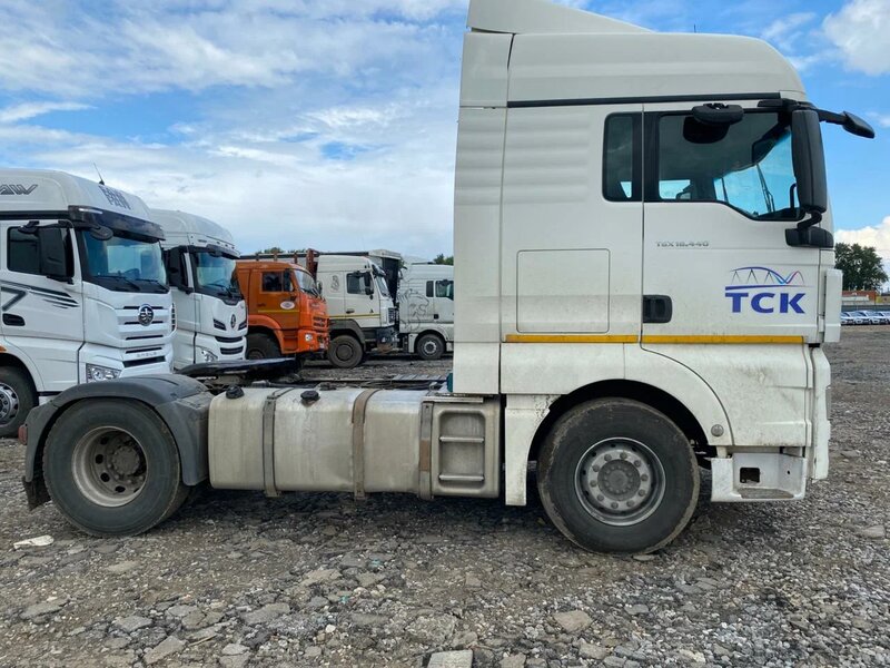 MAN TGX 4x2 Седельный тягач — фото 3