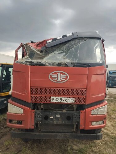 FAW J6 6x6 Самосвал