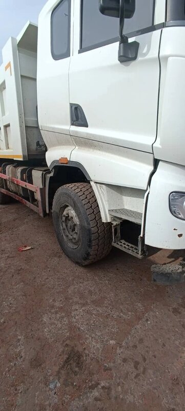 SANY SYZ320 6x4 Самосвал — фото 3