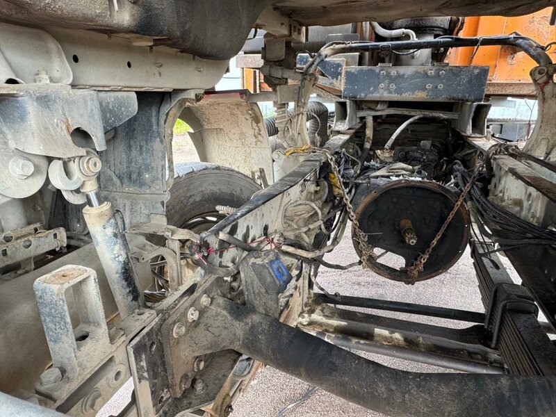 Shacman (Shaanxi) SX 6x4 Самосвал — фото 13