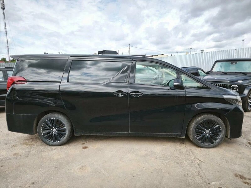 Toyota ALPHARD — фото 3