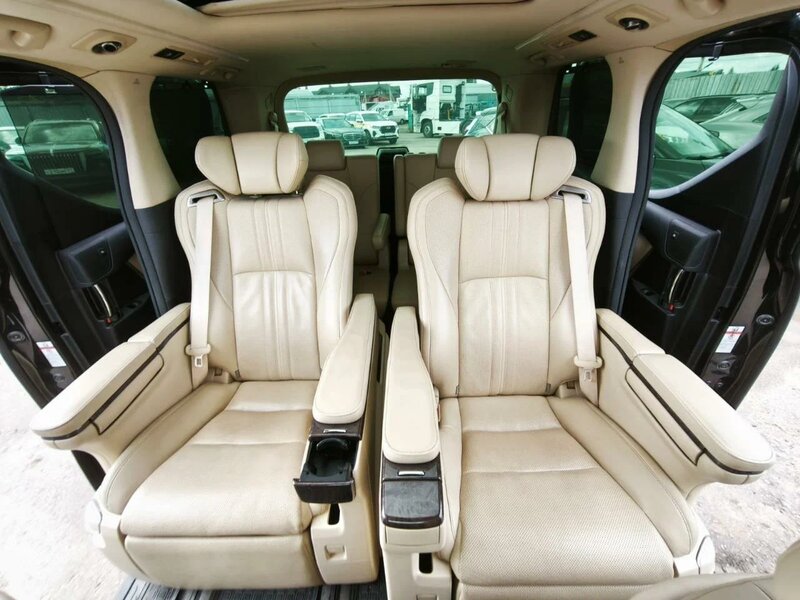 Toyota ALPHARD — фото 5