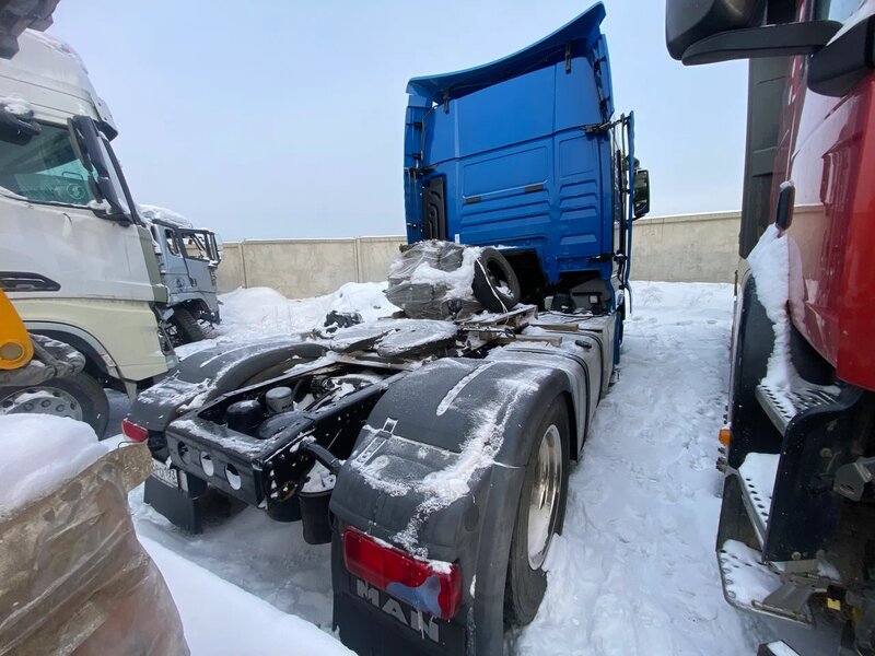MAN TGX 4x2 Седельный тягач — фото 4