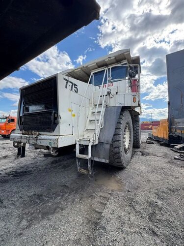 TEREX TR100 4x2 Карьерный самосвал