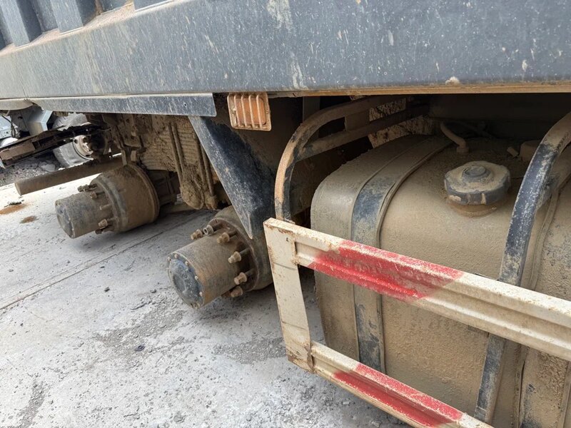 Shacman (Shaanxi) SX 6x4 Самосвал — фото 14