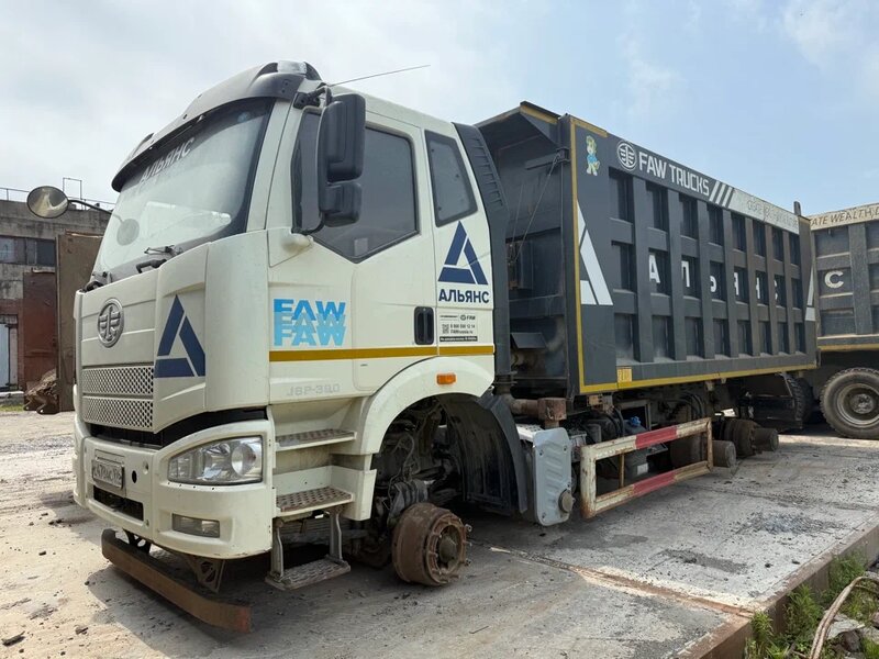 FAW J6 6x4 Самосвал — фото 2