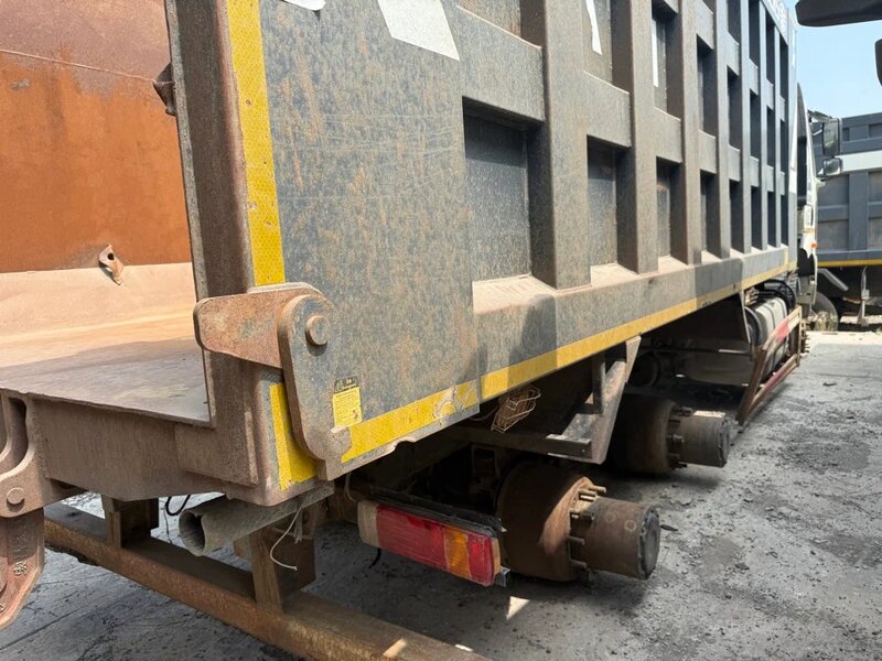FAW J6 6x4 Самосвал — фото 5