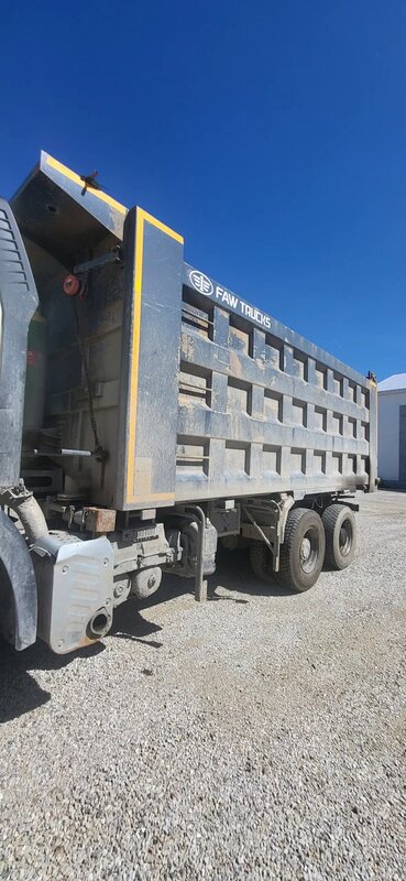 FAW J6 8x4 Самосвал — фото 8