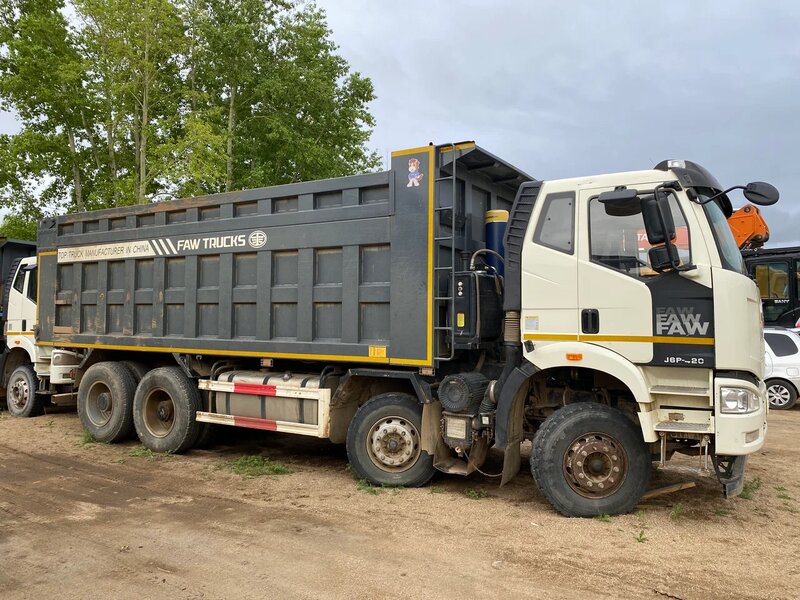 FAW CA 3310 8x4 Самосвал — фото 7