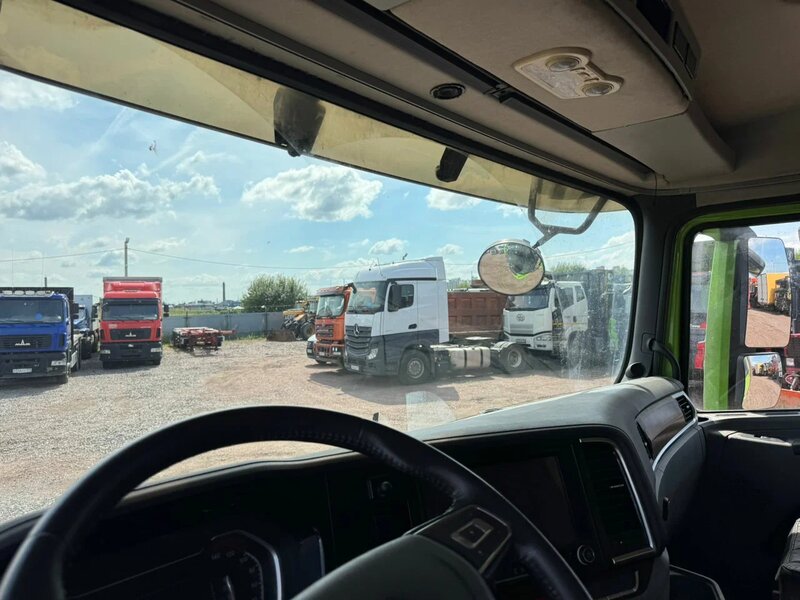 Shacman (Shaanxi) SX 8x4 Самосвал — фото 11
