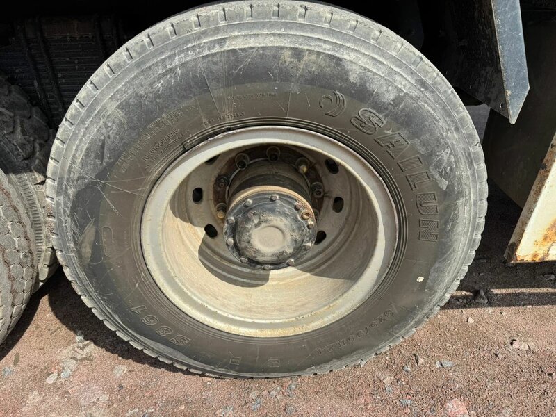 Shacman (Shaanxi) SX 8x4 Самосвал — фото 12