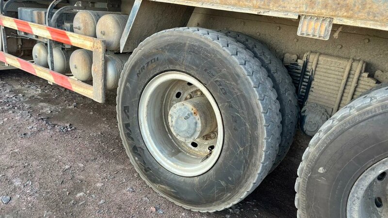 Shacman (Shaanxi) SX 8x4 Самосвал — фото 14