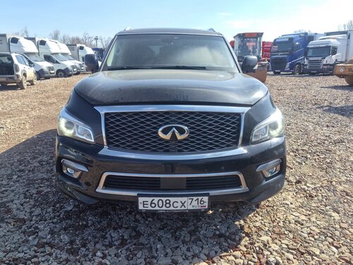Infiniti QX80