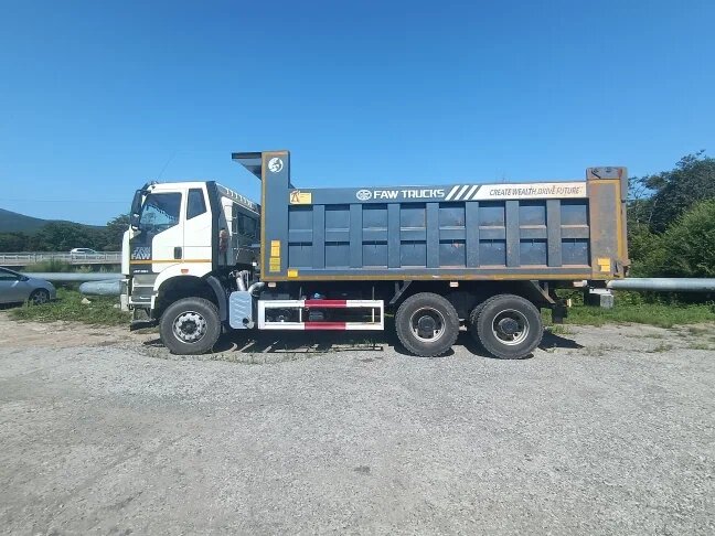 FAW J6 6x4 Самосвал — фото 4