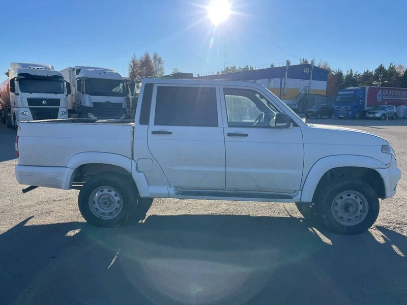 UAZ PATRIOT PICKUP — фото 4
