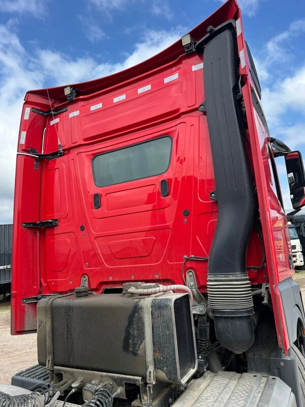 Mercedes-Benz Actros 6x4 Седельный тягач — фото 4