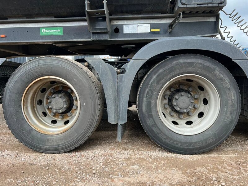 Mercedes-Benz Actros 6x4 Седельный тягач — фото 11
