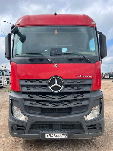 Mercedes-Benz Actros 6x4 Седельный тягач
