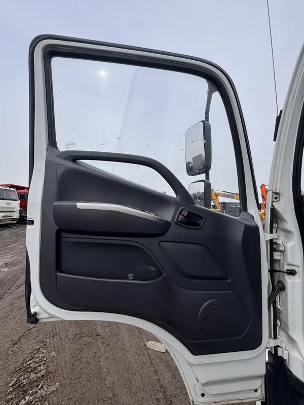 Foton AUMAN 4x2 Бортовой (Евроборт) — фото 10