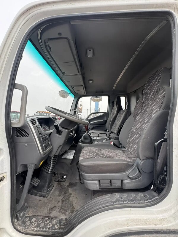Foton AUMAN 4x2 Бортовой (Евроборт) — фото 11