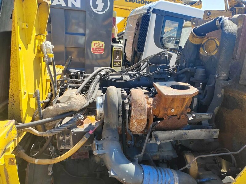 KOMATSU D155 Бульдозер — фото 5