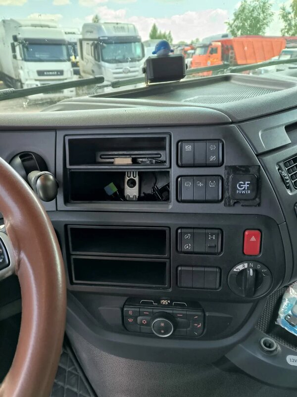 DAF XF 4x2 Седельный тягач — фото 7