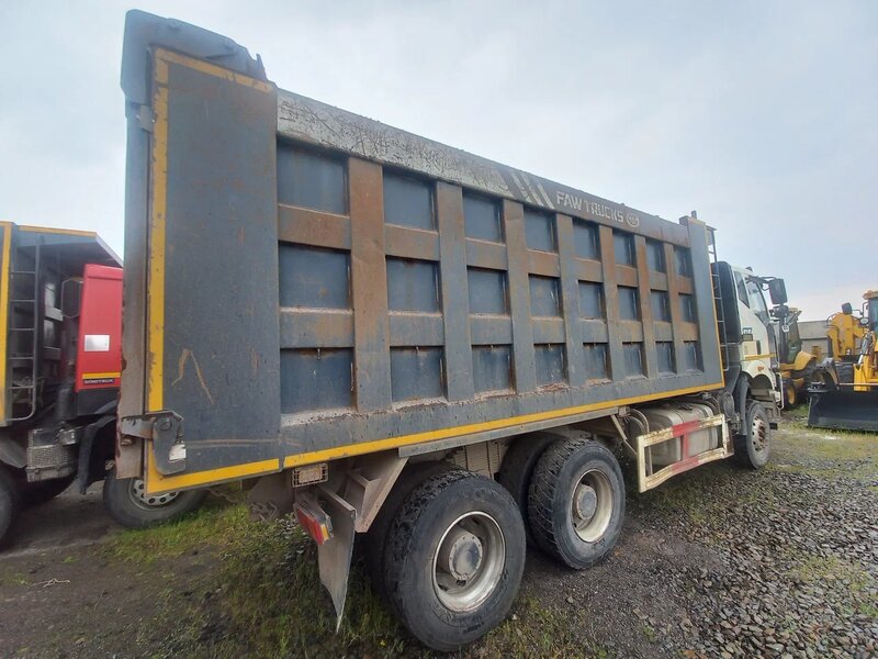 FAW J6 6x4 Самосвал — фото 5