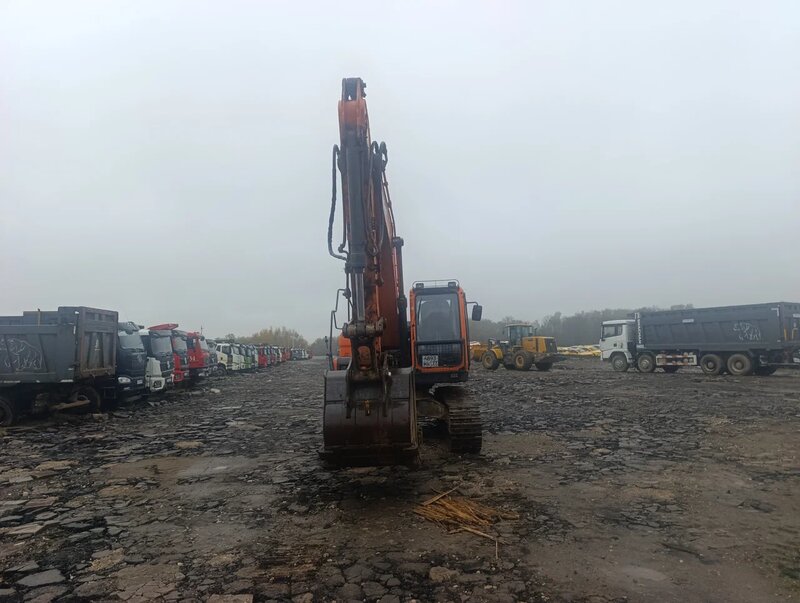 Doosan DX 225 Экскаватор — фото 1