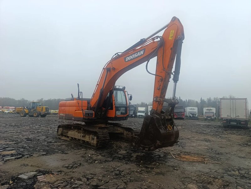 Doosan DX 225 Экскаватор — фото 2
