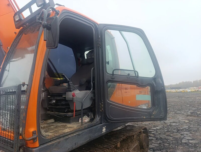 Doosan DX 225 Экскаватор — фото 9