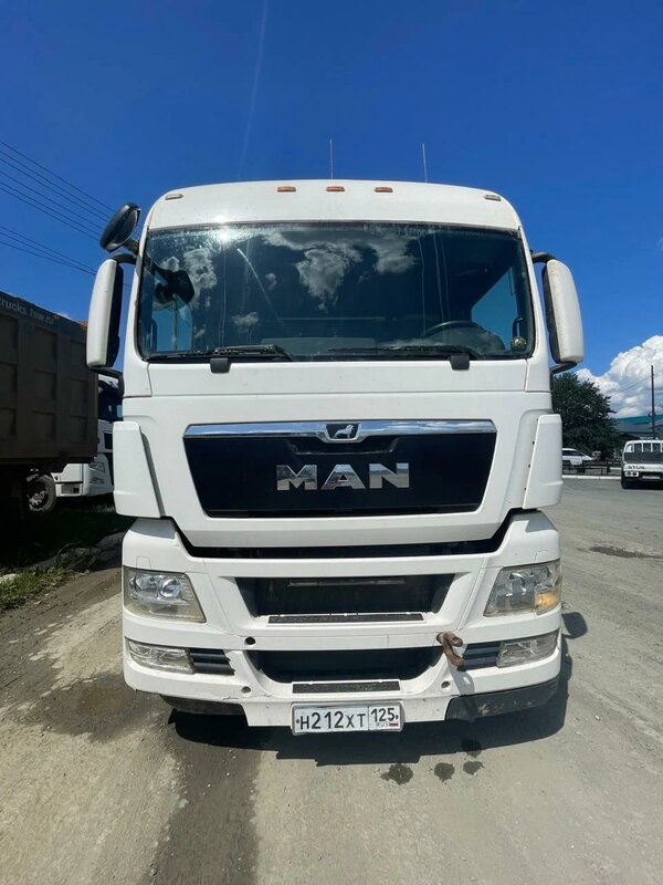 MAN TGX 4x2 Седельный тягач — фото 1