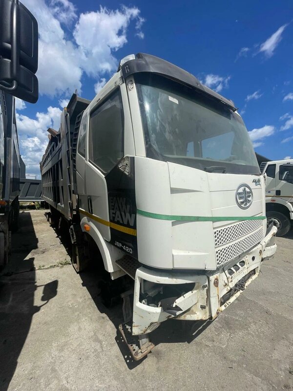 FAW CA 3310 8x4 Самосвал — фото 2