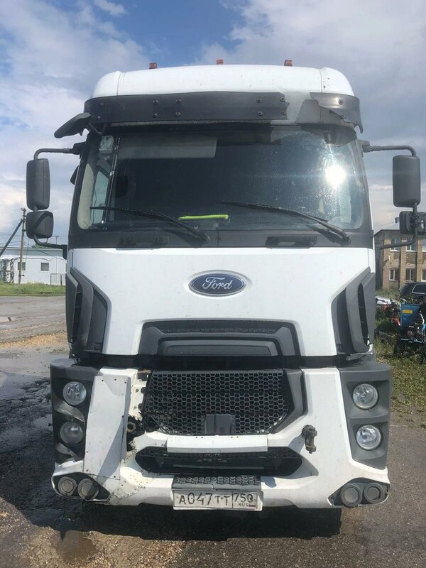 Ford Cargo 4x2 Седельный тягач — фото 1