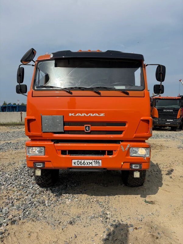 НПО Трансмастер 4671 на шасси КамАЗ 43118 6x6 Автоцистерна пищевая — фото 1