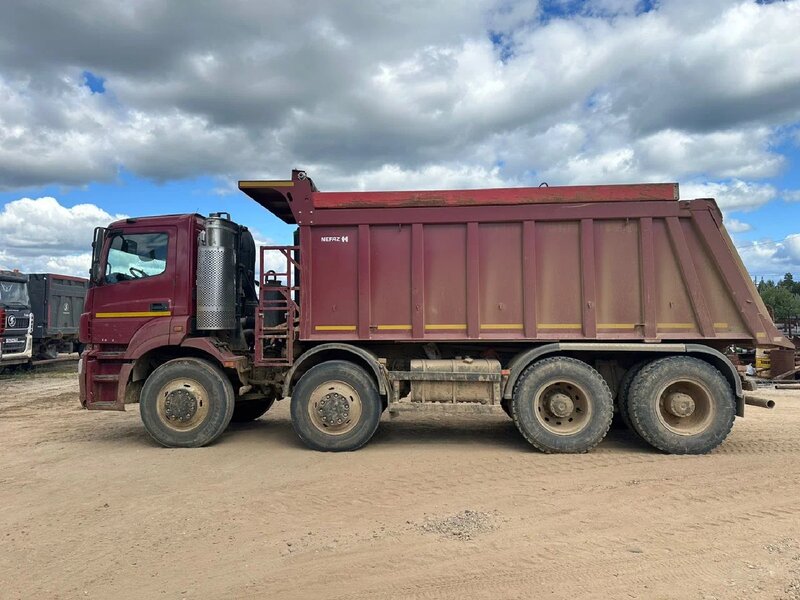 КамАЗ 65801 8x4 Самосвал — фото 3