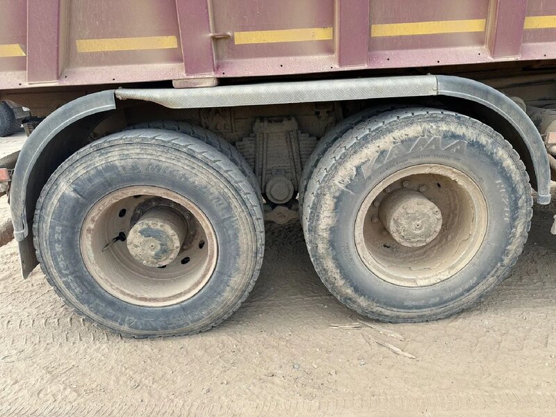КамАЗ 65801 8x4 Самосвал — фото 13