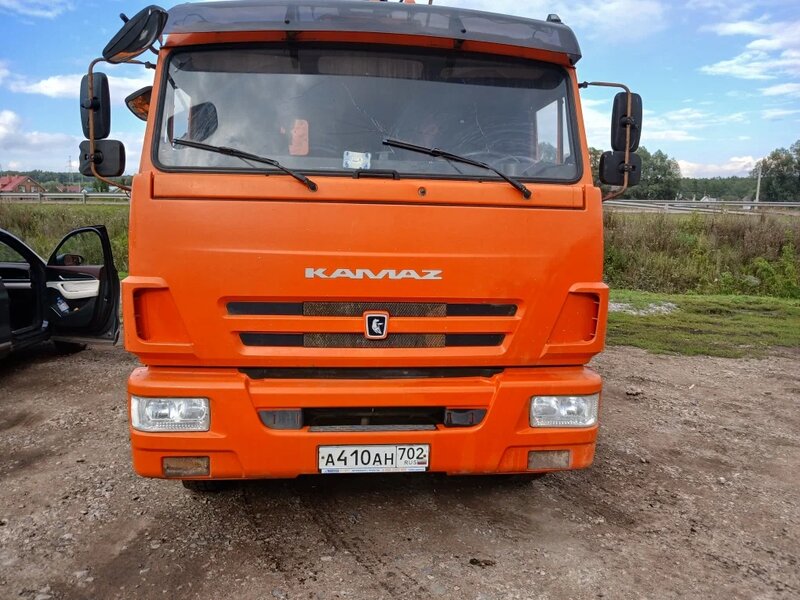 АВТОРОСТ 3369 на шасси КамАЗ 65115 6x4 Ломовоз с КМУ — фото 1