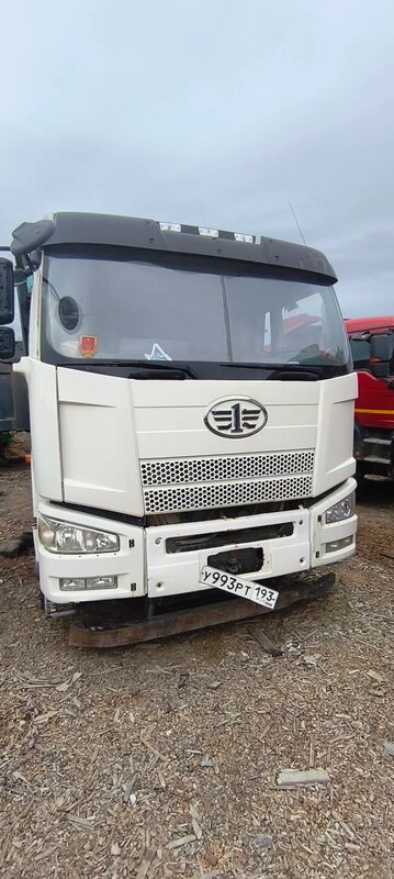 FAW J6 8x4 Самосвал — фото 1